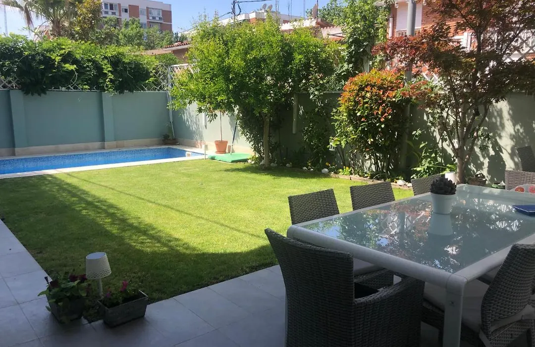 Chalet Villa Inside Madrid-1